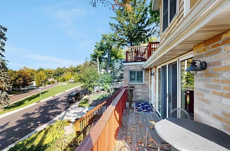 830 Pine Tree Ln — Photo 37