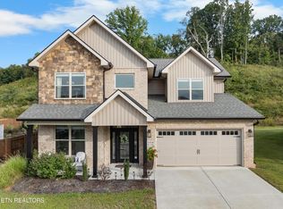 1416 Ridge Climber Rd, Knoxville, TN 37922