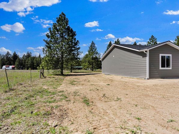 69 Pomelo Pl, Moyie Springs, ID 83845