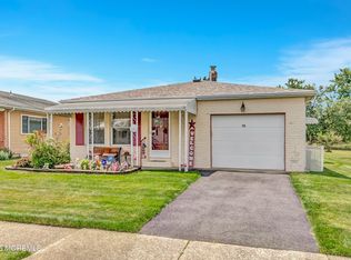 15 Rodhos St, Toms River, NJ
