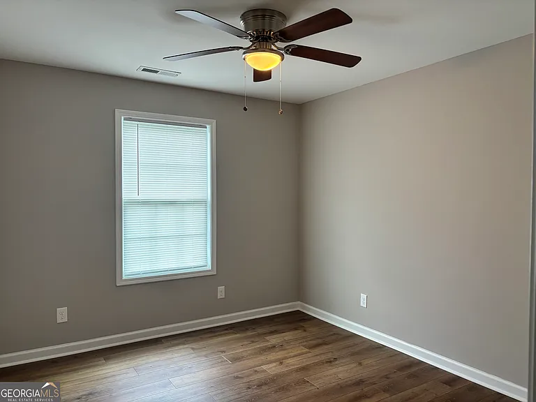 245 New Prospect Rd — Photo 8