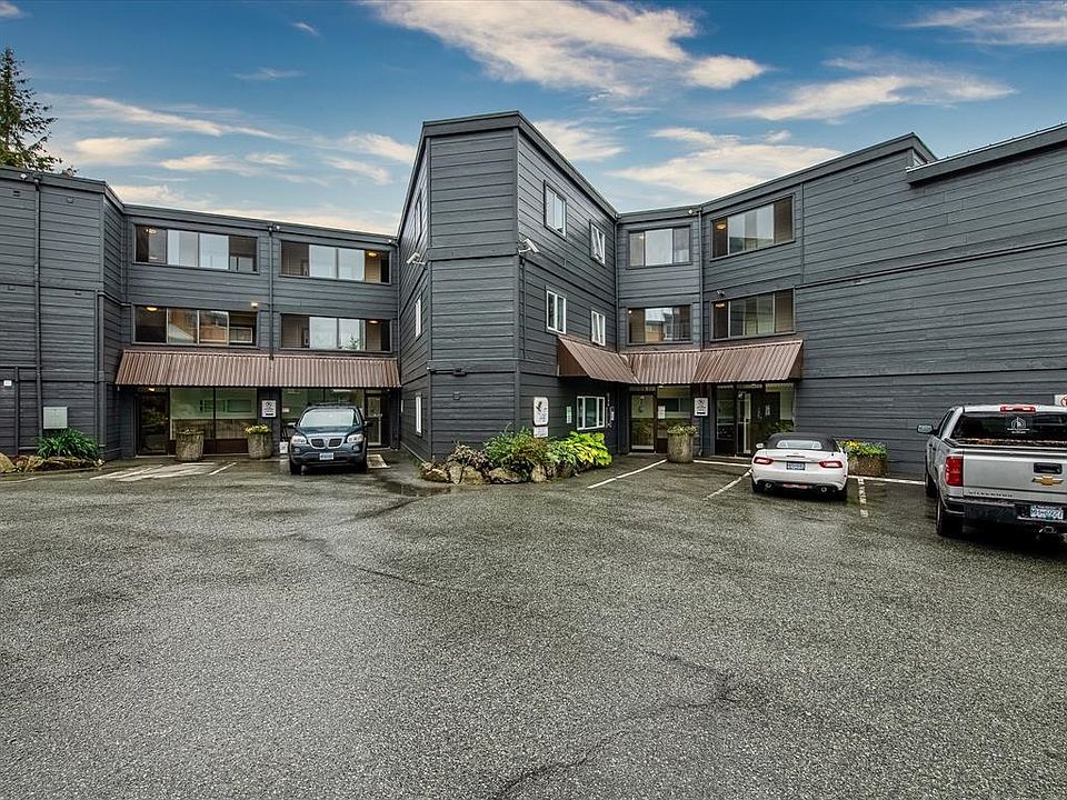 1st image of 2111 Whistler Rd #212