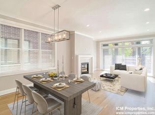 3329 N Kenmore Ave #1S, Chicago, IL 60657