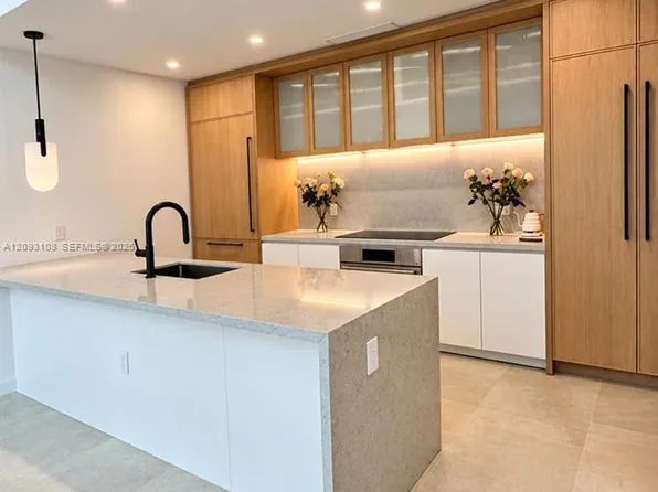 2200 Brickell Ave #Gv11, Miami, FL 33129