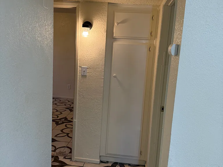 312 Knotts St #A — Photo 10