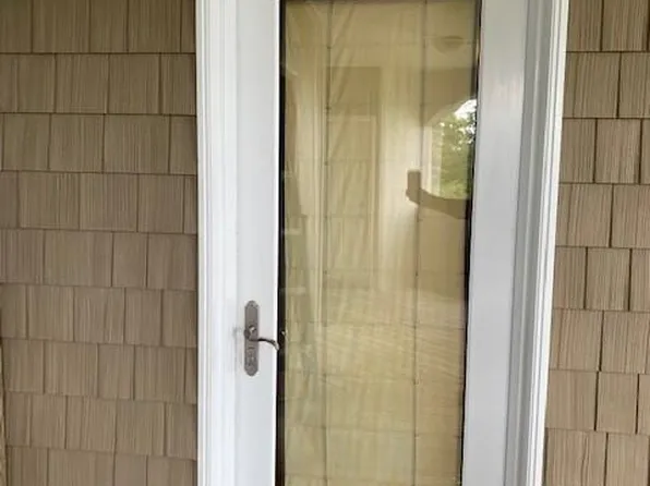 200 Lighthouse Ln APT C3, Cedar Point, NC 28584