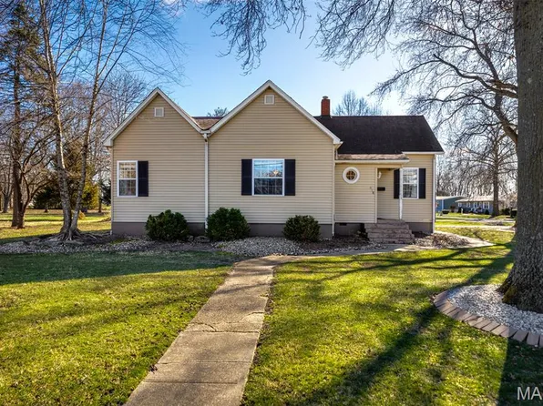518 S Madison St, Staunton, IL 62088