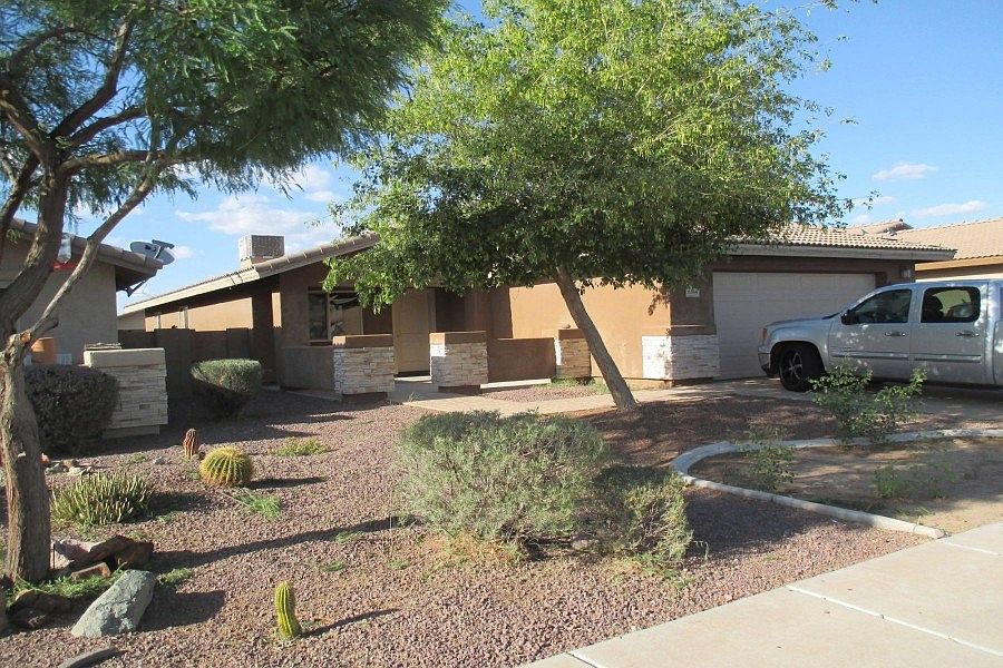 2nd image of 6564 E 33rd Ln