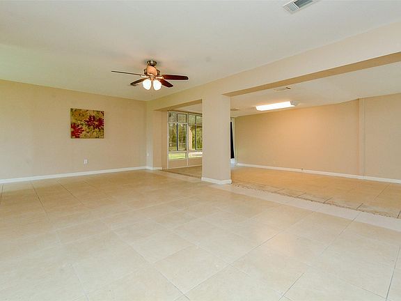 4th image of 16326 Cypress Bend Dr