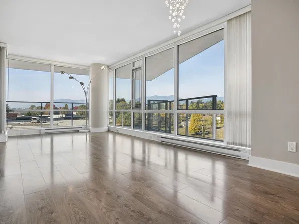 4189 Halifax St #801, Burnaby, BC V5C 0H9