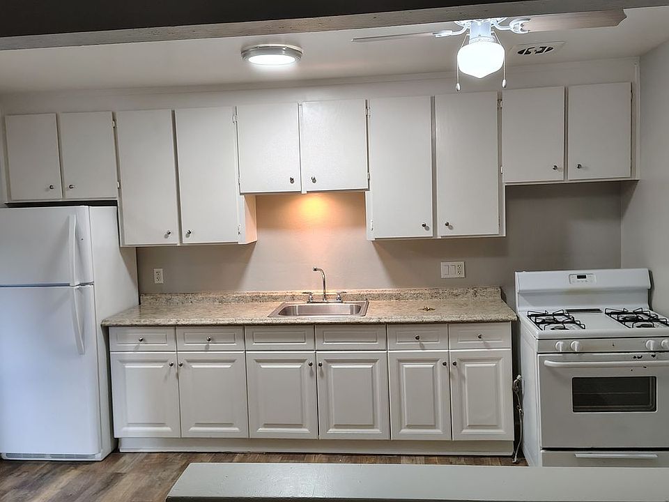 2nd image of 2699 Darwin St #2643