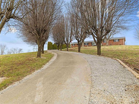 3rd image of 4121 Hayden Rd