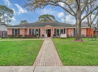 12318 Woodthorpe Ln, Houston, TX 77024