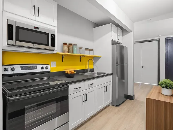 250 Winthrop Street image 1 of 11