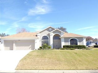 5682 W Hunters Ridge Cir, Lecanto, FL 34461