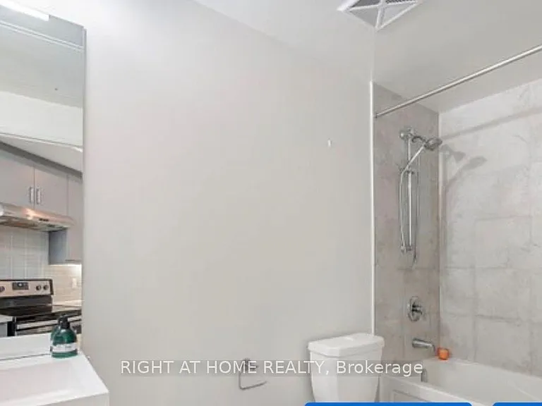17 Zorra St #1404 — Photo 3