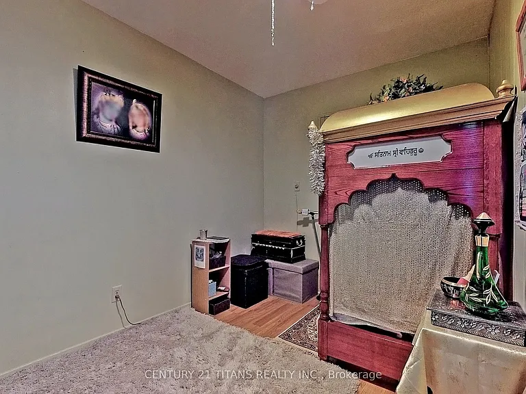 20 Gilder Dr #1208 — Photo 27