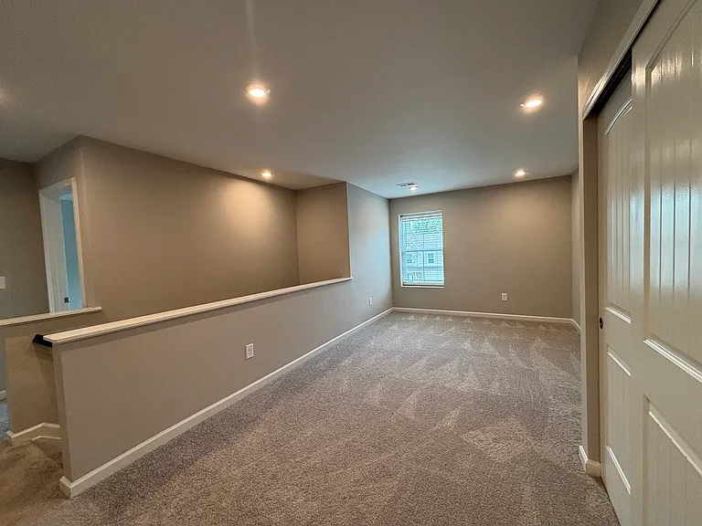 344 Traminer Way — Photo 12