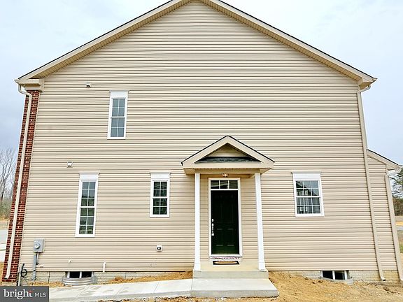 2nd image of 1044 Llano Dr