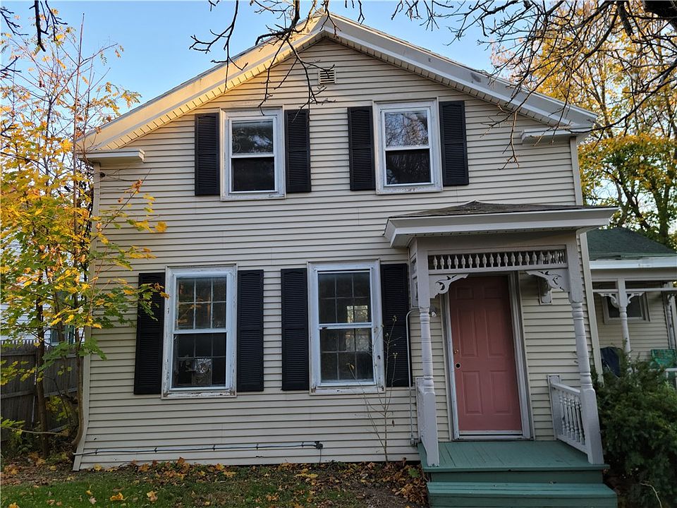 22 Bear St, Lyons, NY 14489 Zillow