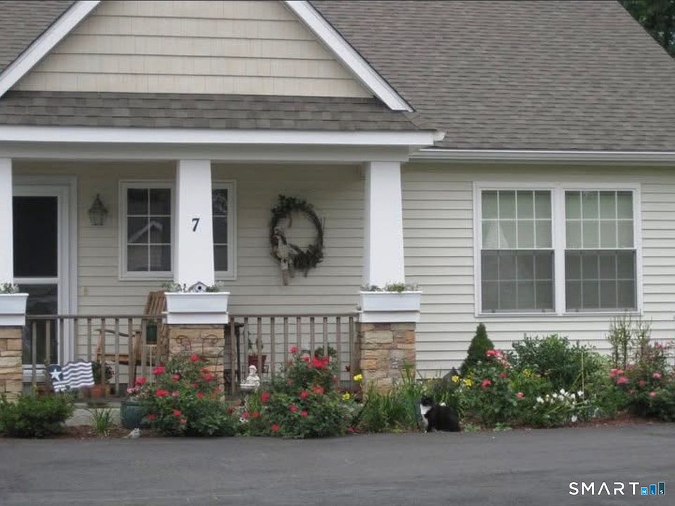1st image of 7 River Walk Drive #7
