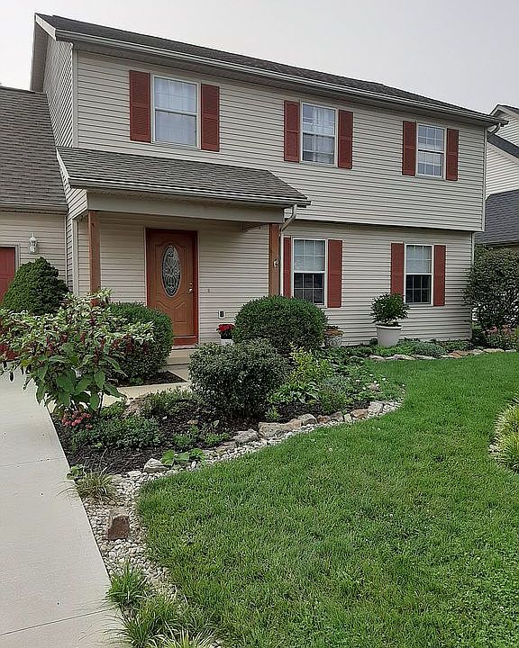 1st image of 514 Cranberry E