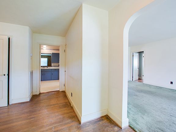 4th image of 11308 Hixson Pike