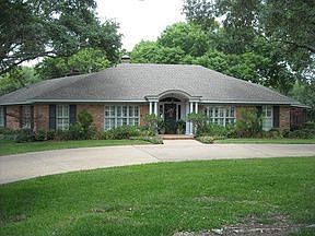 1st image of 3201 Wooded Acres Dr