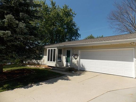 2nd image of 1524 Roosevelt Dr S