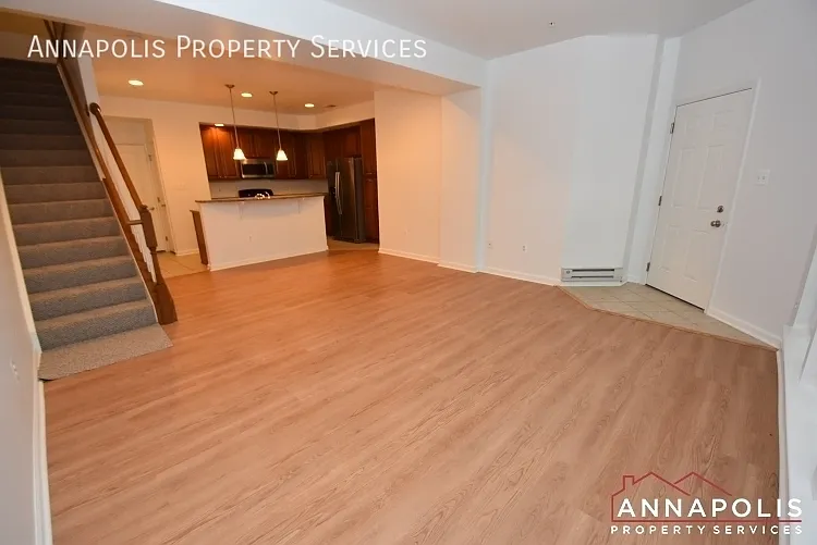 1310 Cheswick Ln — Photo 6
