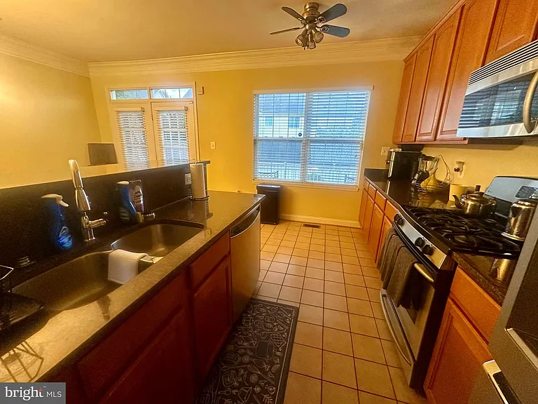 1025 Gaither Rd — Photo 4