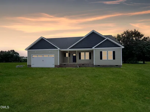 430 Chic Ennis Rd, Benson, NC 27504