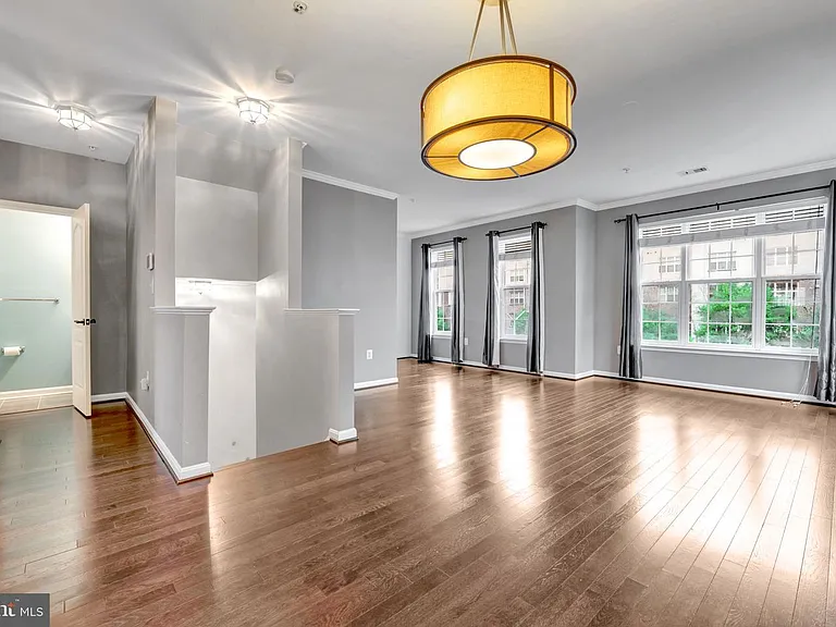 5502 Capital Gateway Dr — Photo 7