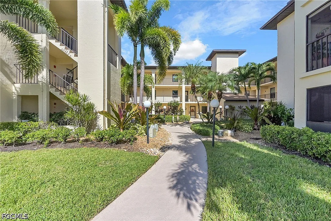 2 bed, 2.0 bath, 1139 sqft, $1,695 — Photo 4