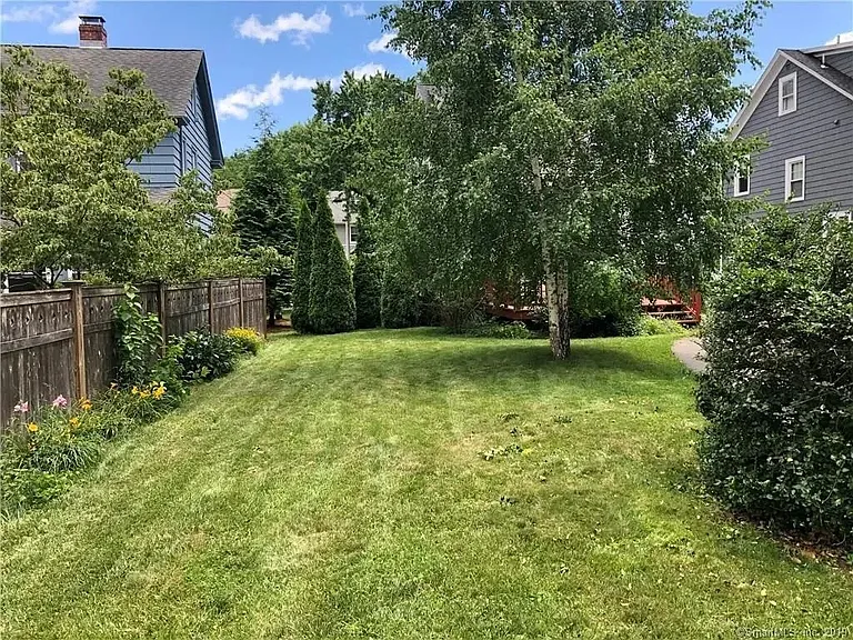 55 Lake St — Photo 12