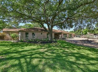 5215 Braesheather Dr, Houston, TX 77096