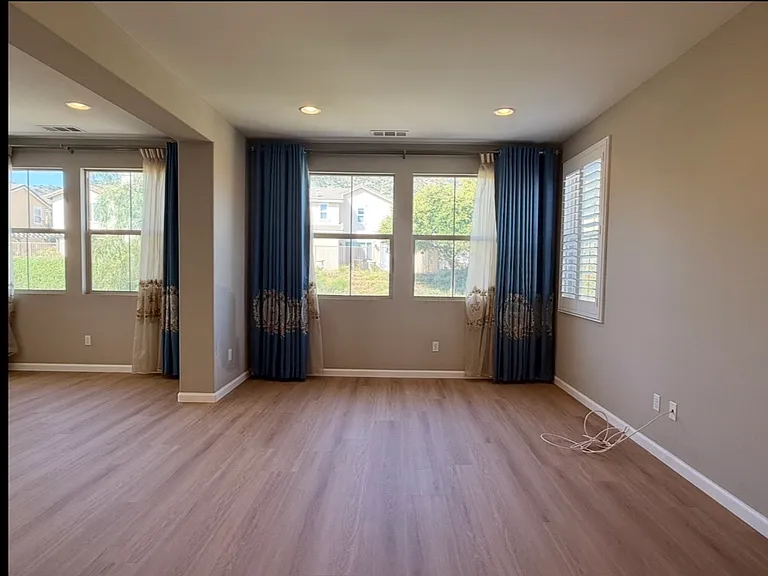 667 E Desert Willow Rd — Photo 44