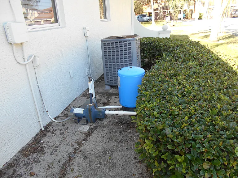 Well and pump maintained by Landlord