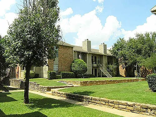 Dove Park Apartments Photo 1