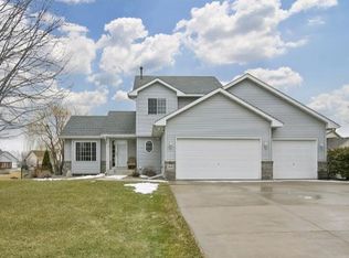 16606 Festal Ave, Lakeville, MN 55044