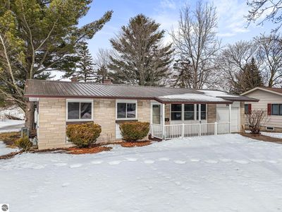 718 Sunset Ln, Cadillac, MI, 49601