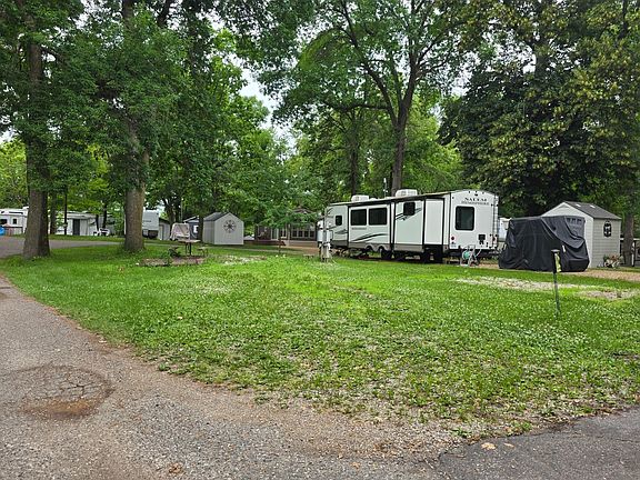 3rd image of 2945 County Road 4 SW #125