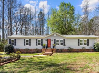 230 Valley View Dr, Clover, SC 29710