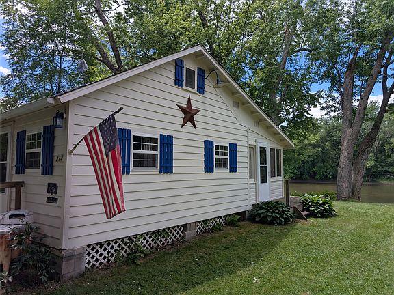 2nd image of 214 Fordway Rd
