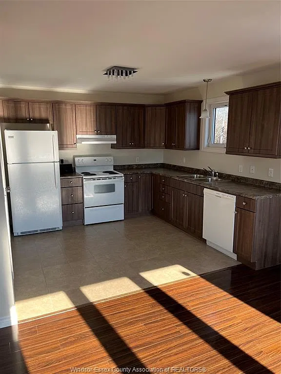 2 bed, $1,550 — Photo 4