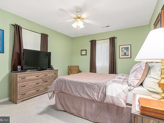2nd image of 701 Mattawa Ct