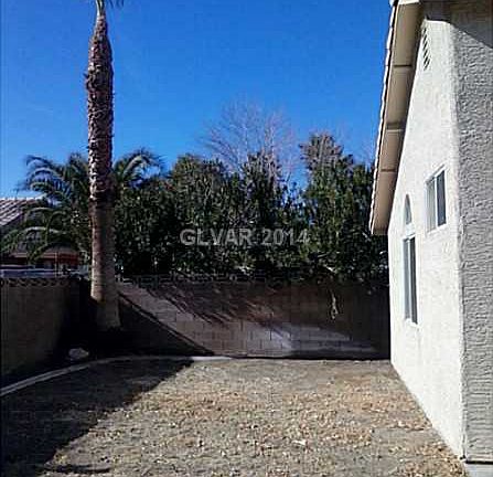 3rd image of 7005 W Overhill Ave