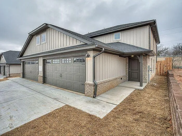 4 bed, 1700 sqft, $1,849 — Photo 2
