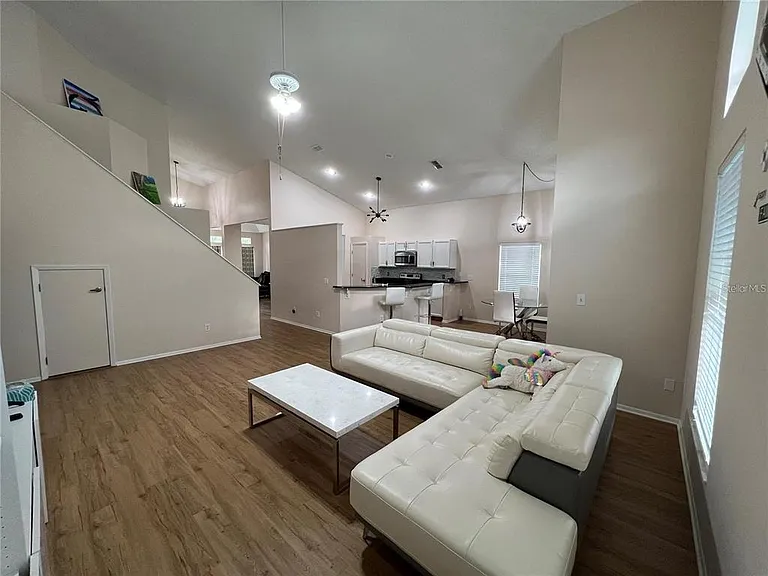 755 Riggs Cir — Photo 7