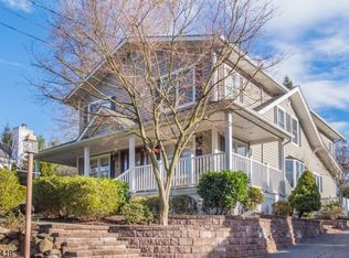 46 Church Ln, Wayne, NJ 07470